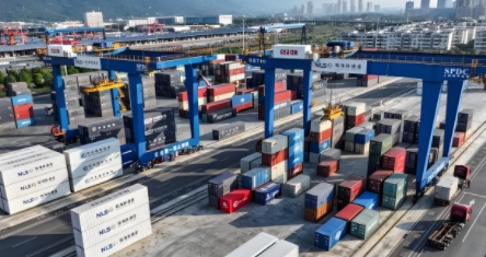 上海國際物流公司憑借其深厚的行業(yè)積累、強大的技術實力和廣泛的國際合作網(wǎng)絡